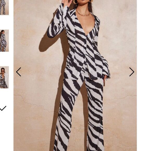Pretty Little Thing- Black & White Zebra Stripe Button Down Top - Picture 1 of 8